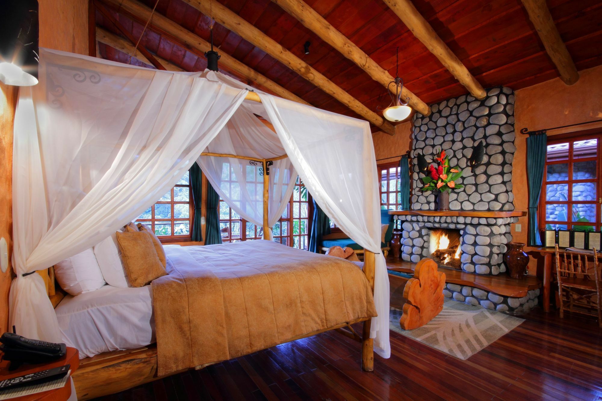Peace Lodge Vara Blanca  Bagian luar foto